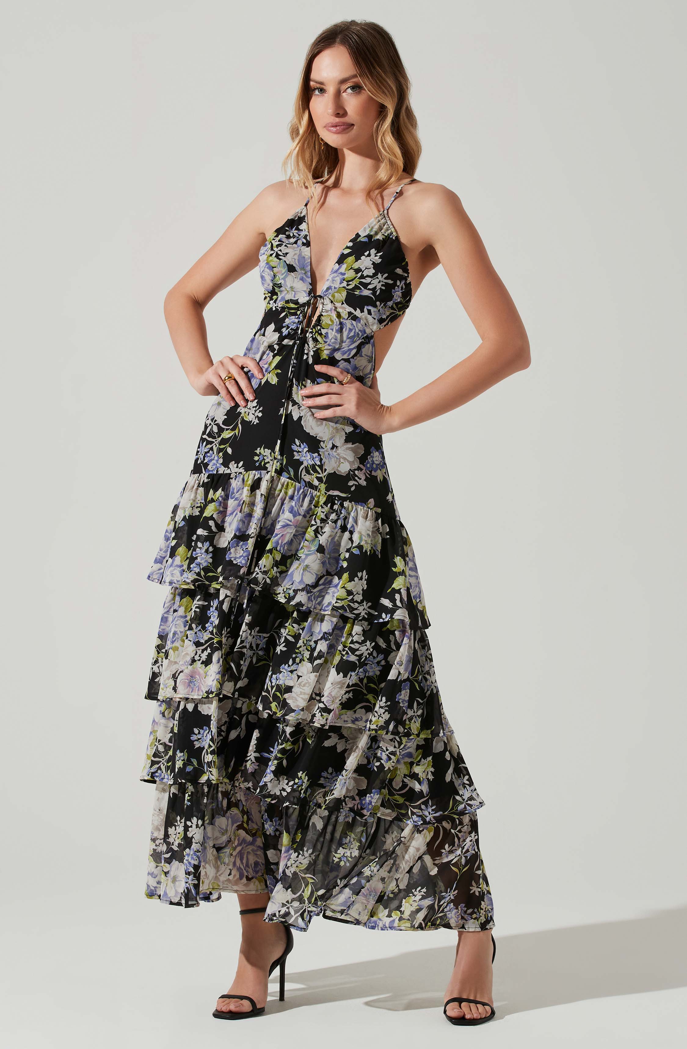 Aneira Floral Tiered Maxi Dress – ASTR The Label