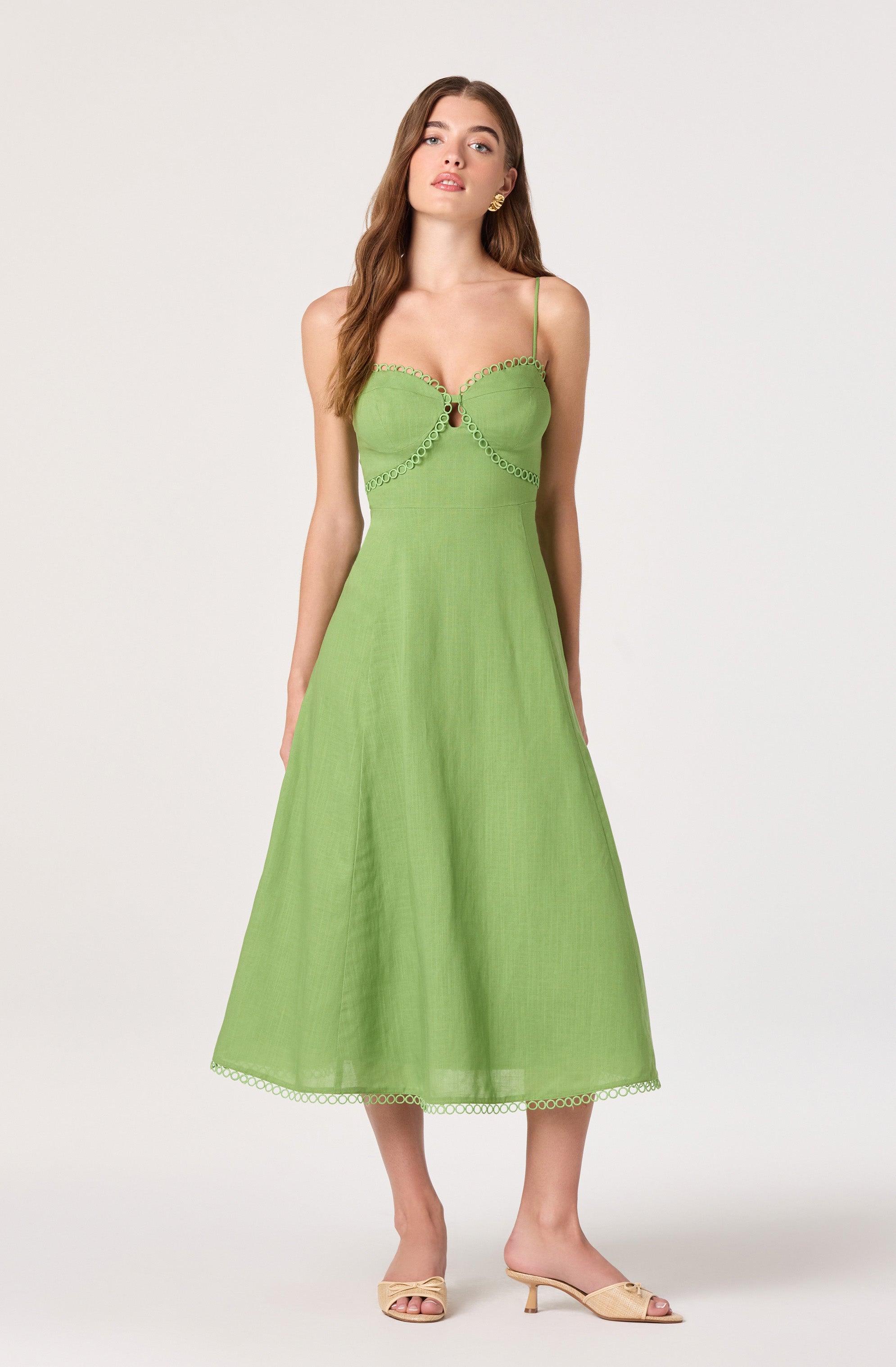 ASTR the Label | Christie Sweetheart Linen Midi Dress in Green