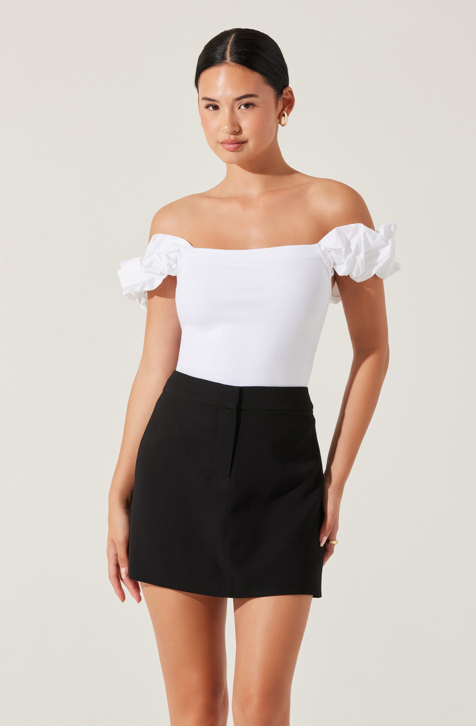 Hoda Off Shoulder Top - ASTR the Label