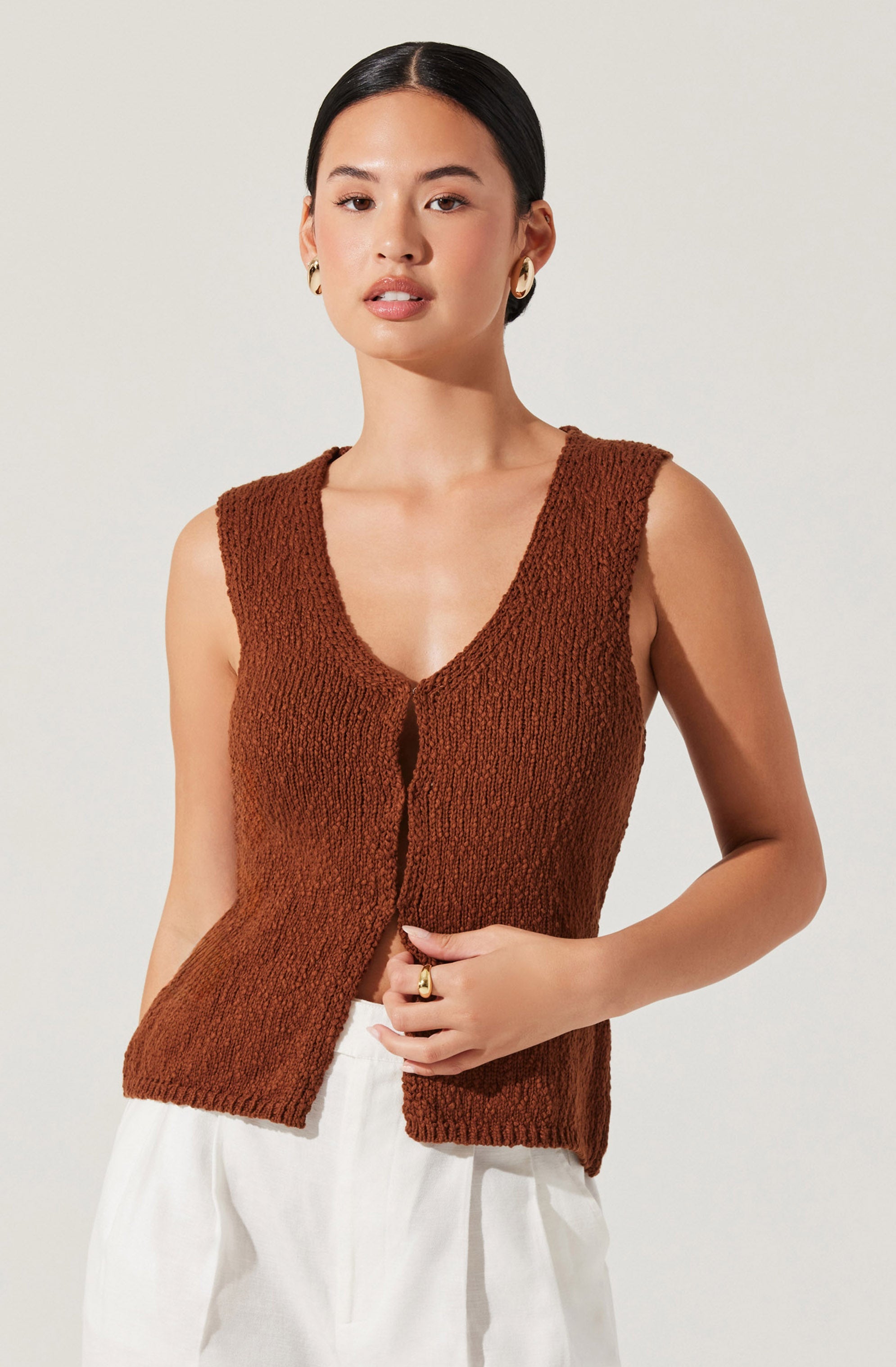 【新品未使用】ALEXIA STAM Cropped Knit Vest ALEXIA STAM（アリシアスタン）の「Side Fringe Cropped Knit
