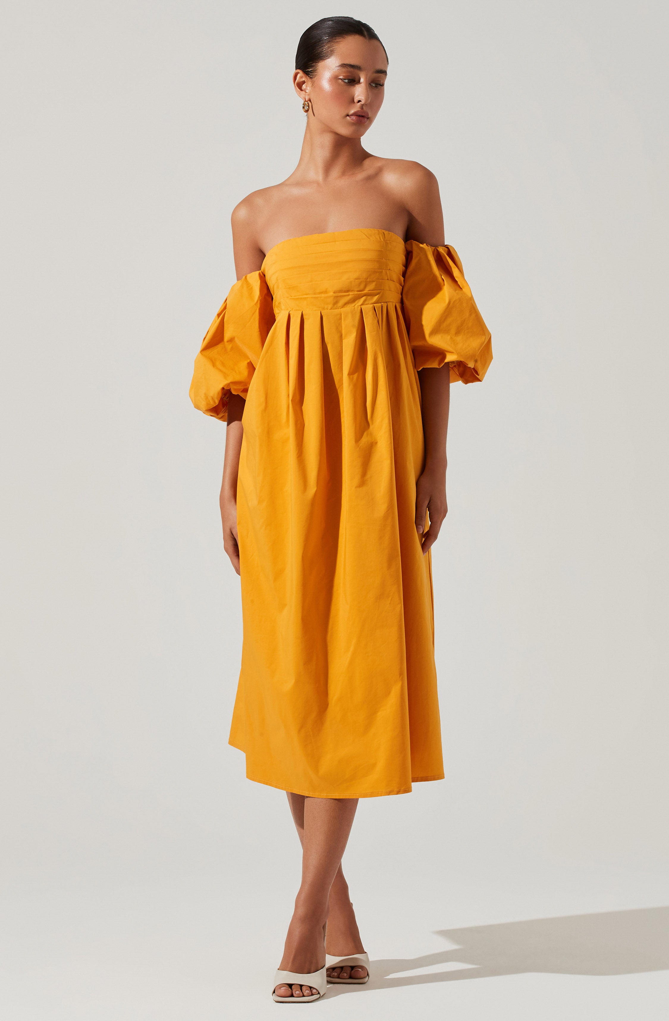 Carlin Off Shoulder Puff Sleeve Midi Dress – ASTR The Label
