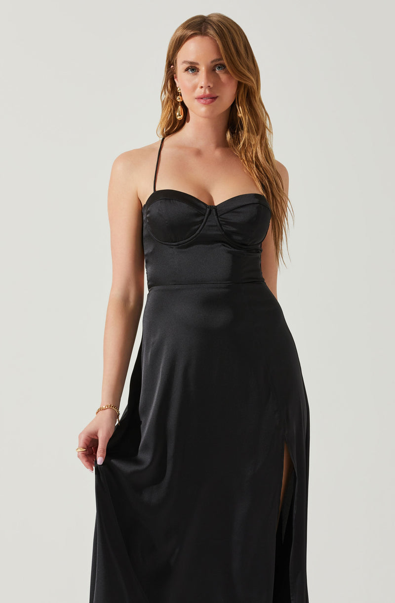 Black Sweetheart Neck Sheath Dress - Keep the spotlight on you throughout the party, with this gorgeous piece. It features a captivating sweetheart neckline. Style this dress with a pair of sandals and a handbag.