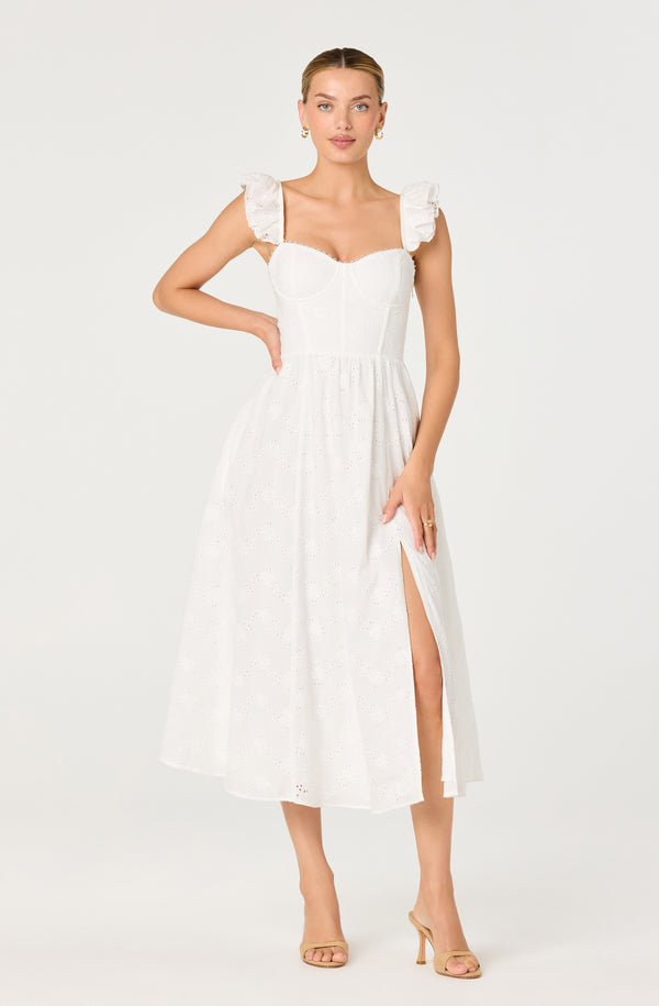 ASTR the Label Wedelia Dress in White - Size XS ASTR the Label Wedelia Dress in White - Size XS