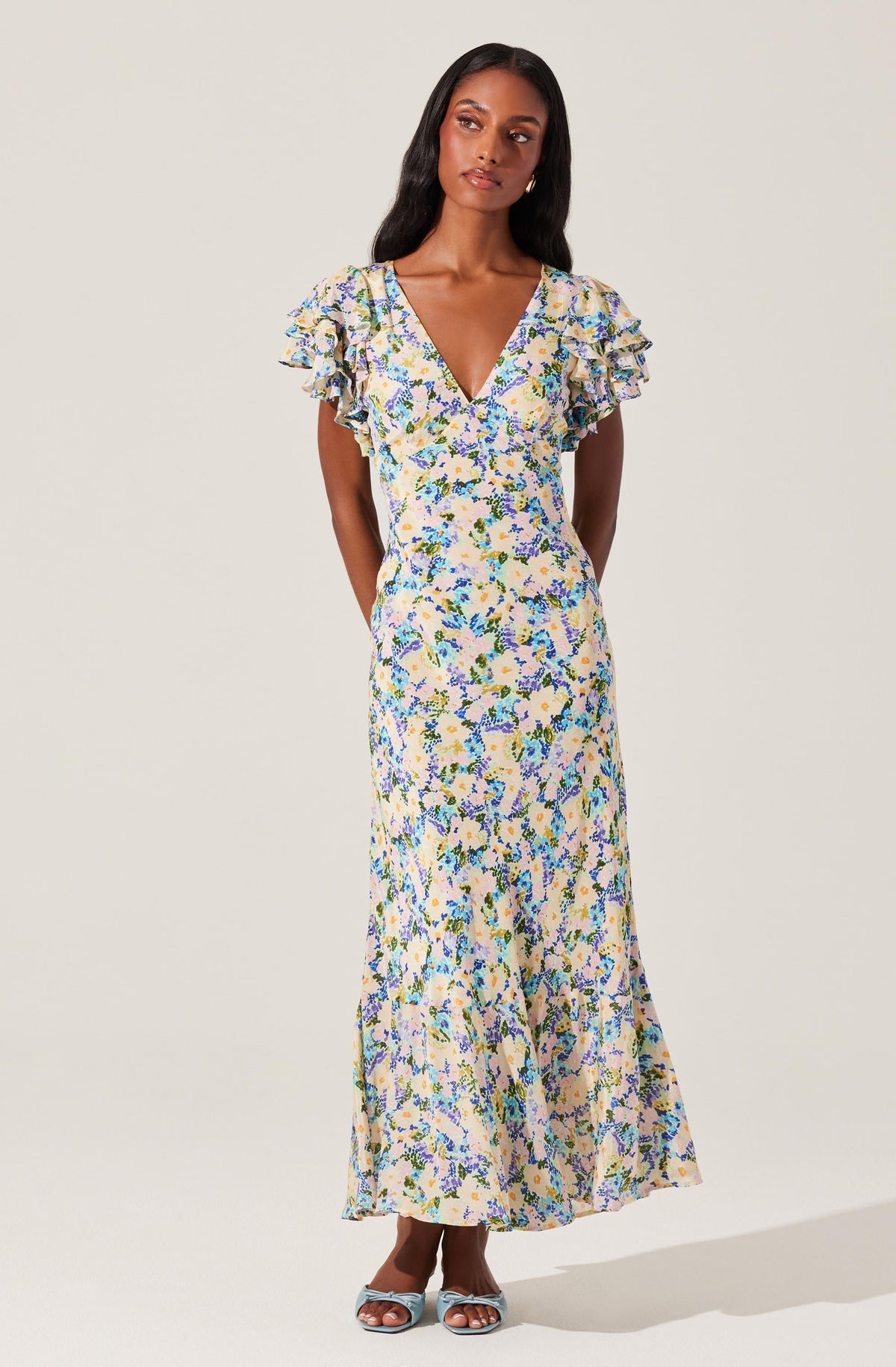 Celestine Floral Flutter Sleeve Midi Dress– ASTR the Label