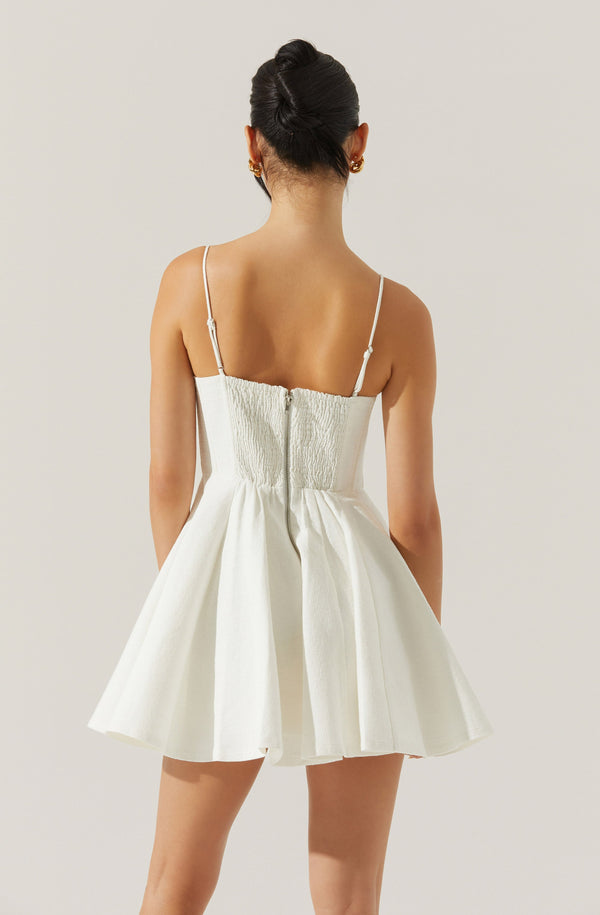 72℃ short dress oldhoney ホワイト 72℃ short dress / old honey 着脱可能なウエストベルトが特徴的な