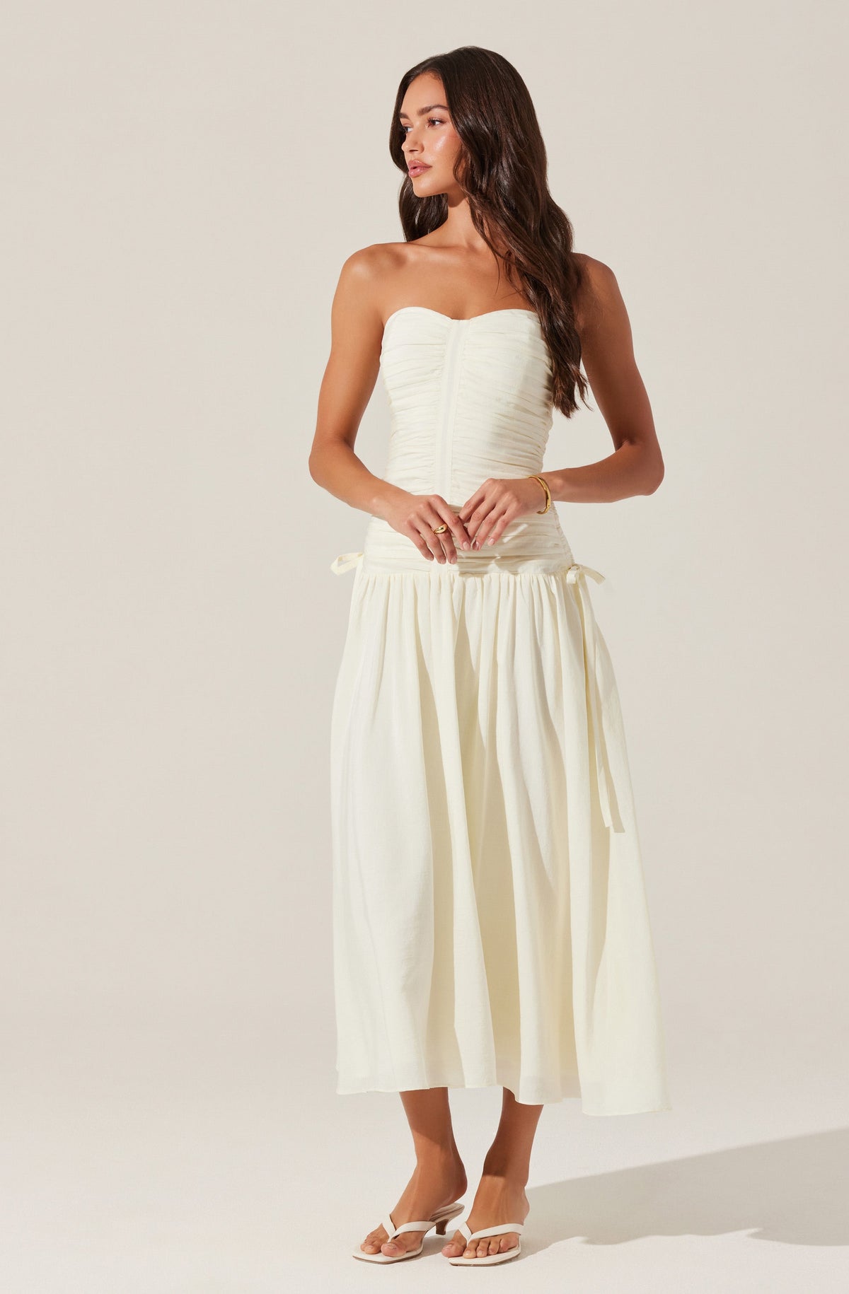 本当に信頼出来る商品 Zori Strapless Maxi Dress– ASTR the Label 服、靴