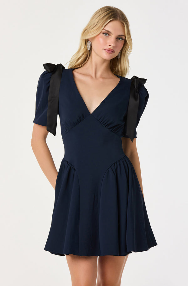 ASTR the Label | Ciela Bow Mini Dress in Navy | Size M ASTR the Label | Ciela Bow Mini Dress in Navy | Size M