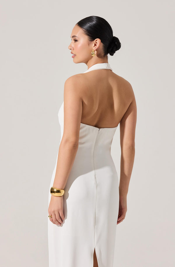 sachin and babi light blue dress 10 High-Neck Wedding Dresses Worn by Real Brides main image 1