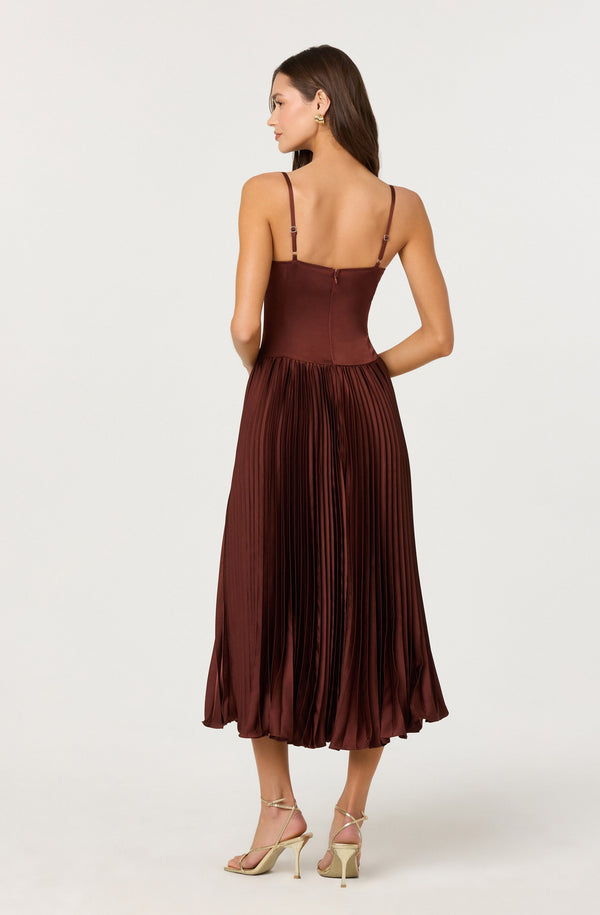 ASTR the Label | Elyssa Satin Midi Dress in Rust Brown | Size XL ASTR the Label | Elyssa Satin Midi Dress in Rust Brown | Size XL