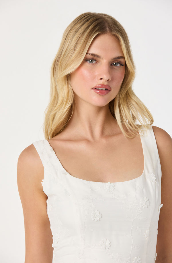 ASTR the Label | Reina Embroidered Floral Mini Dress in White | Size L ASTR the Label | Reina Embroidered Floral Mini Dress in White | Size L