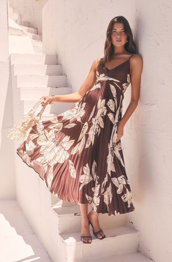 ASTR the Label Clea Dress in Brown