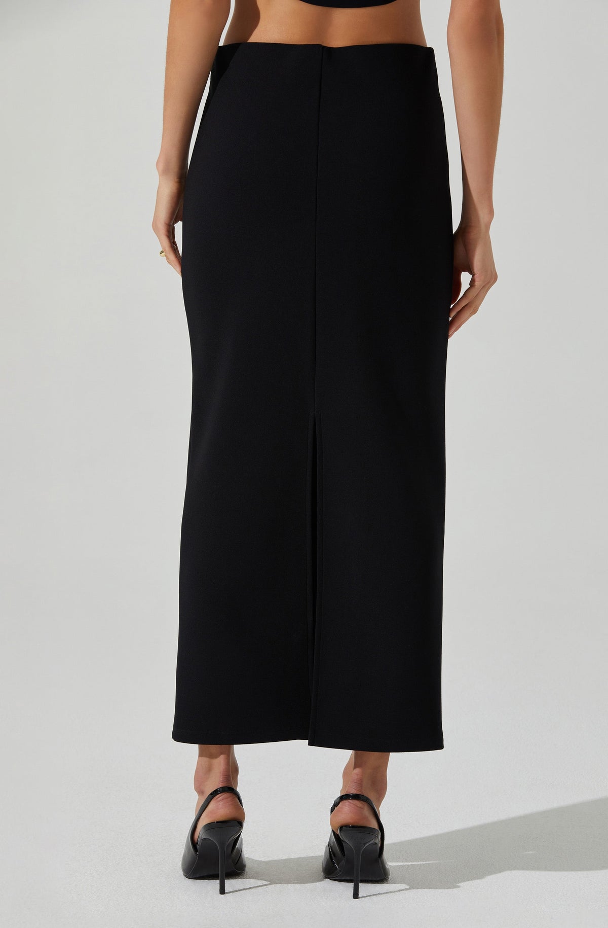 【AAKE】HOOK STRAP MAXI SKIRT Anka Maxi Skirt – FAN ALL FLAMES