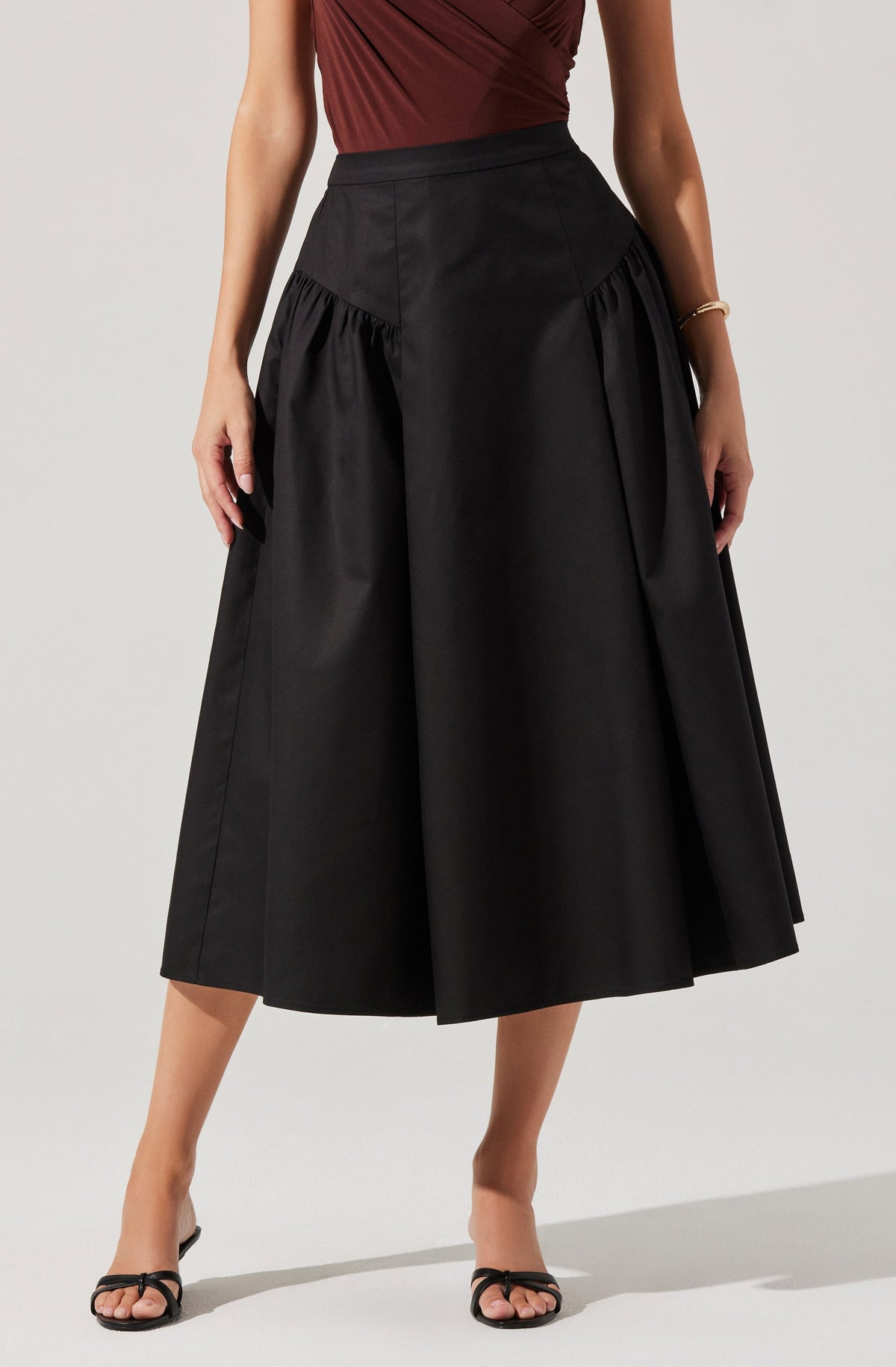 Laila Ruched Detail Midi Skirt– ASTR the Label