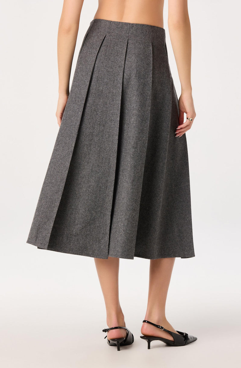 Women's gray wide-leg pleated midi skirt.