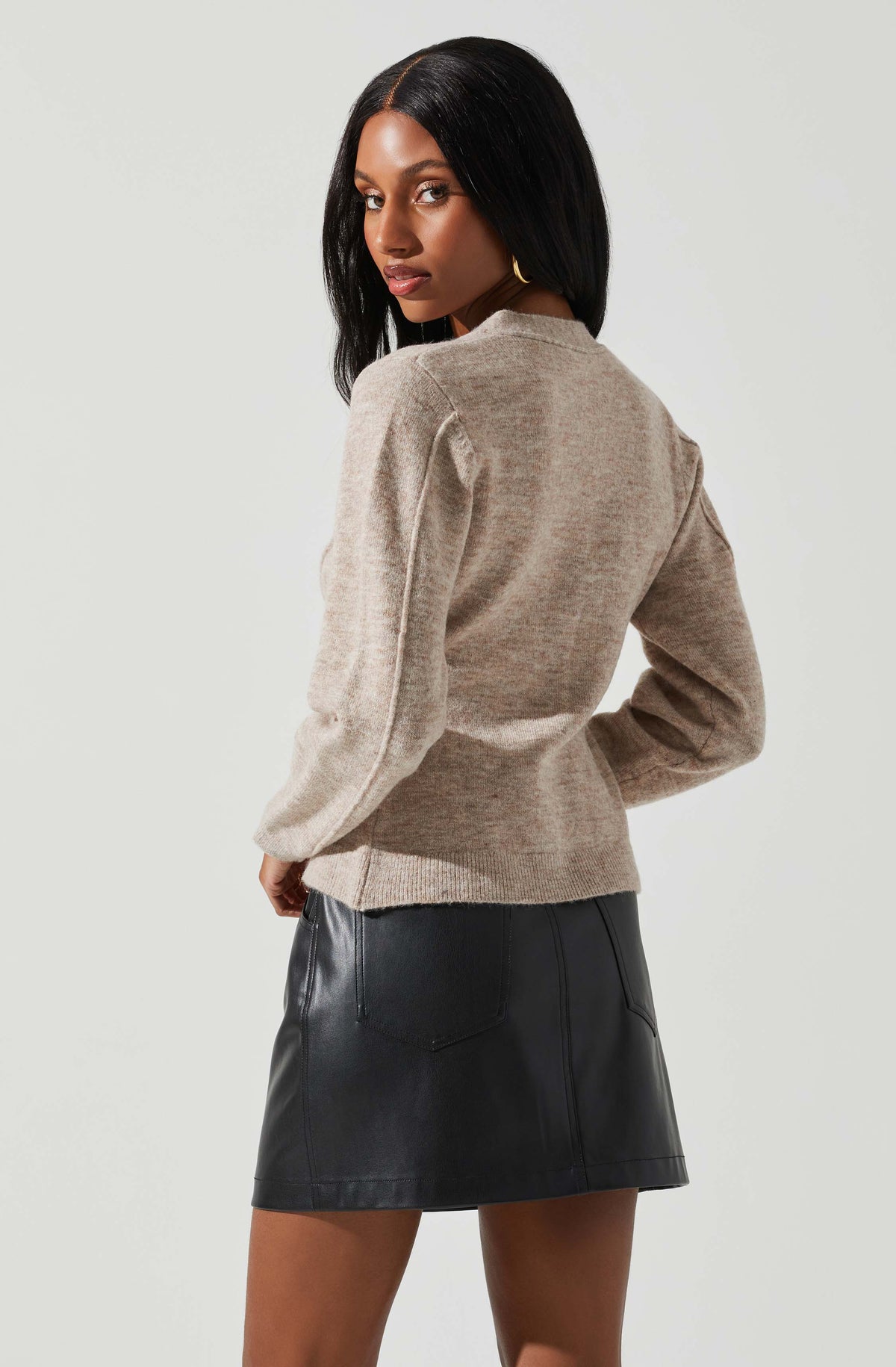 Kinsley Square Neck Pearl Sweater – ASTR The Label