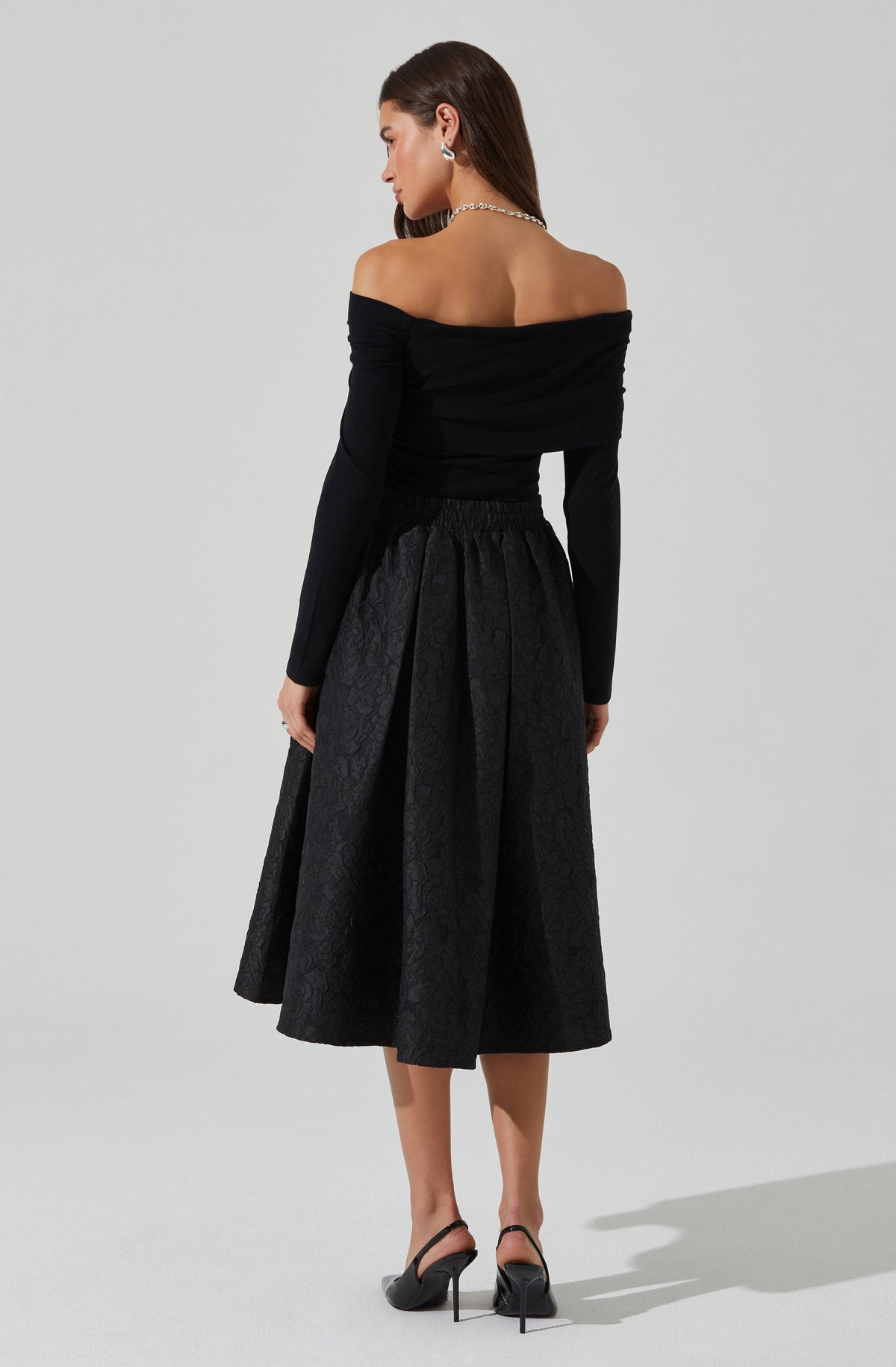 Jada Off Shoulder Top– ASTR the Label