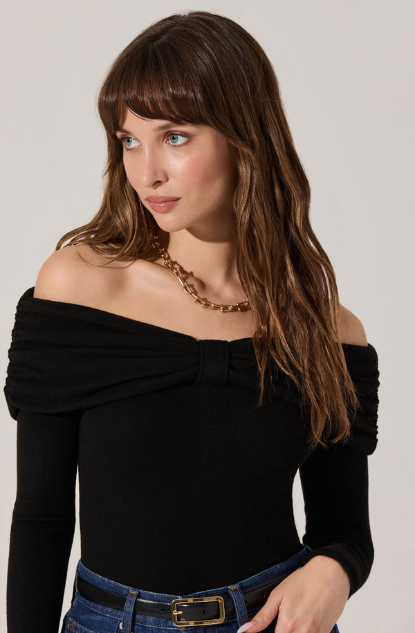 Sansa Gathered Off Shoulder Top - ASTR the Label