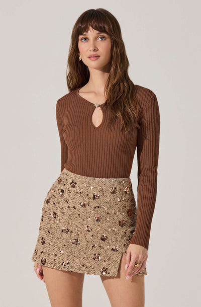 Lynly Ribbed Keyhole Sweater