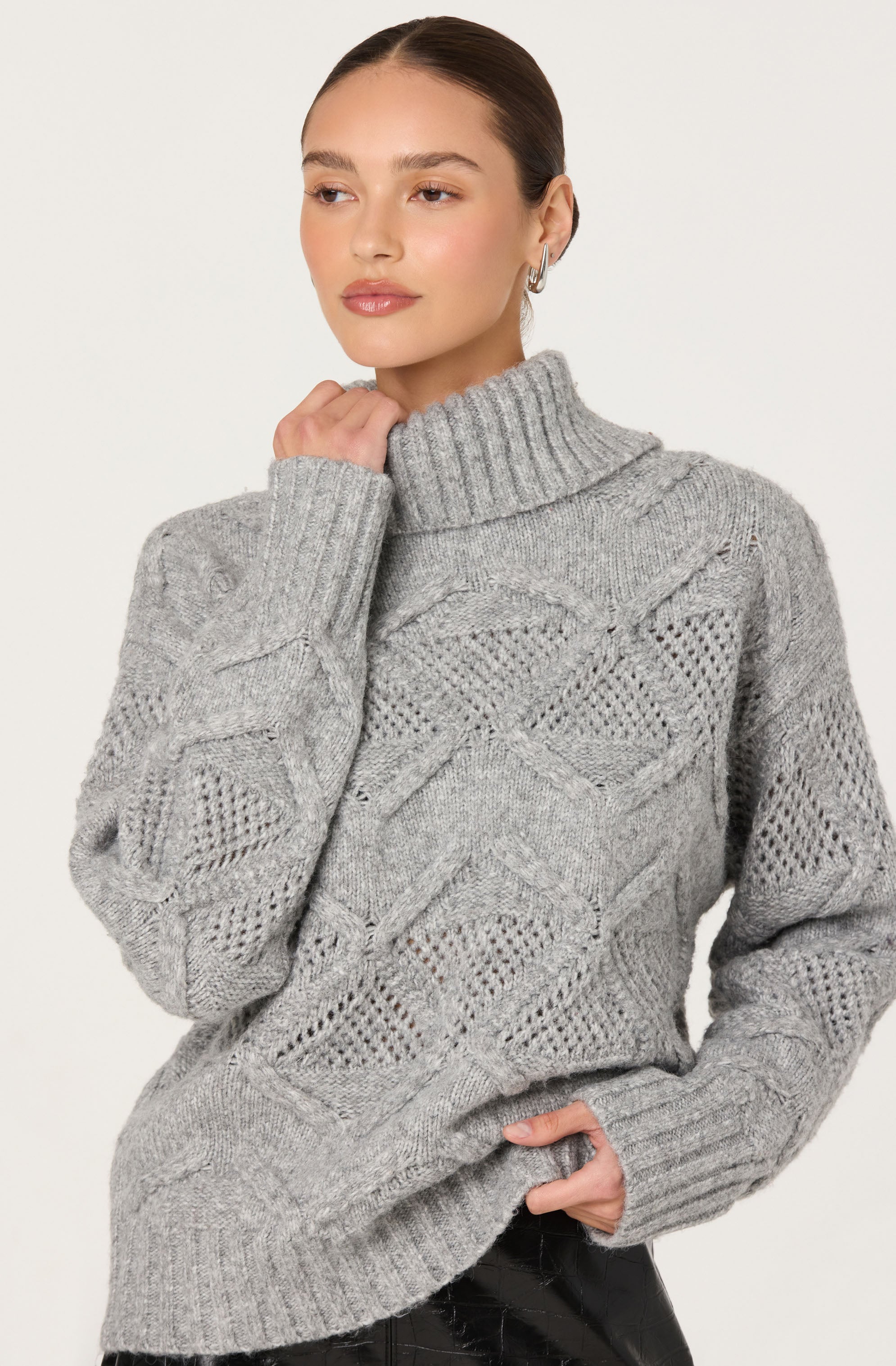 Janeth Diamond Knit Turtleneck Sweater - ASTR the Label