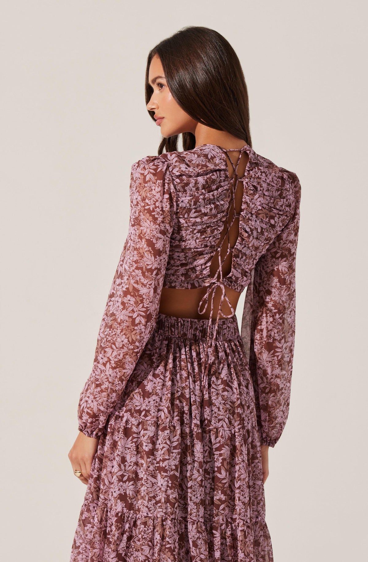 Astr lace v neck dress outlet