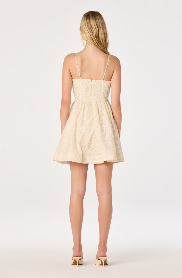 ASTR the Label | Natalya Floral Embroidered Mini Dress in Cream | Size XL ASTR the Label | Natalya Floral Embroidered Mini Dress in Cream | Size XL