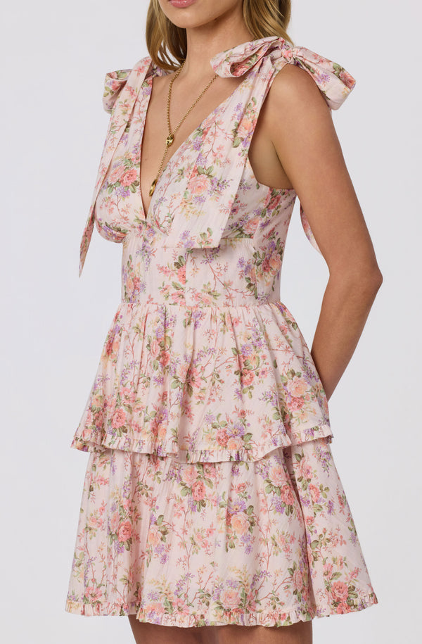 ASTR the Label | Ainlay Floral Tiered Mini Dress in Blush Multi Floral | Size M ASTR the Label | Ainlay Floral Tiered Mini Dress in Blush Multi Floral | Size M