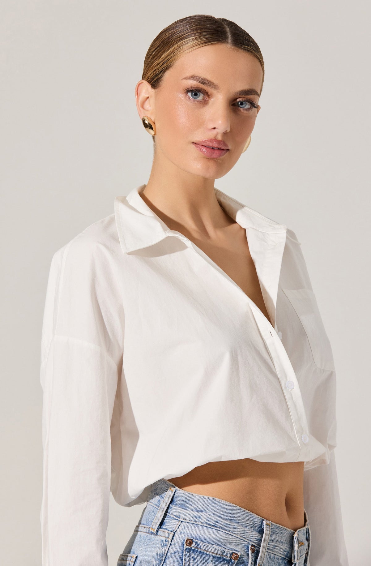 white bubble hem tops