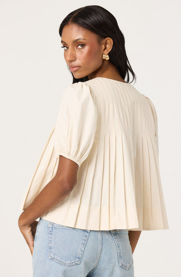 トップス litmus Her Praha Gathered puffy top Azalea Nap Top by Hill House Home | Rent the Runway