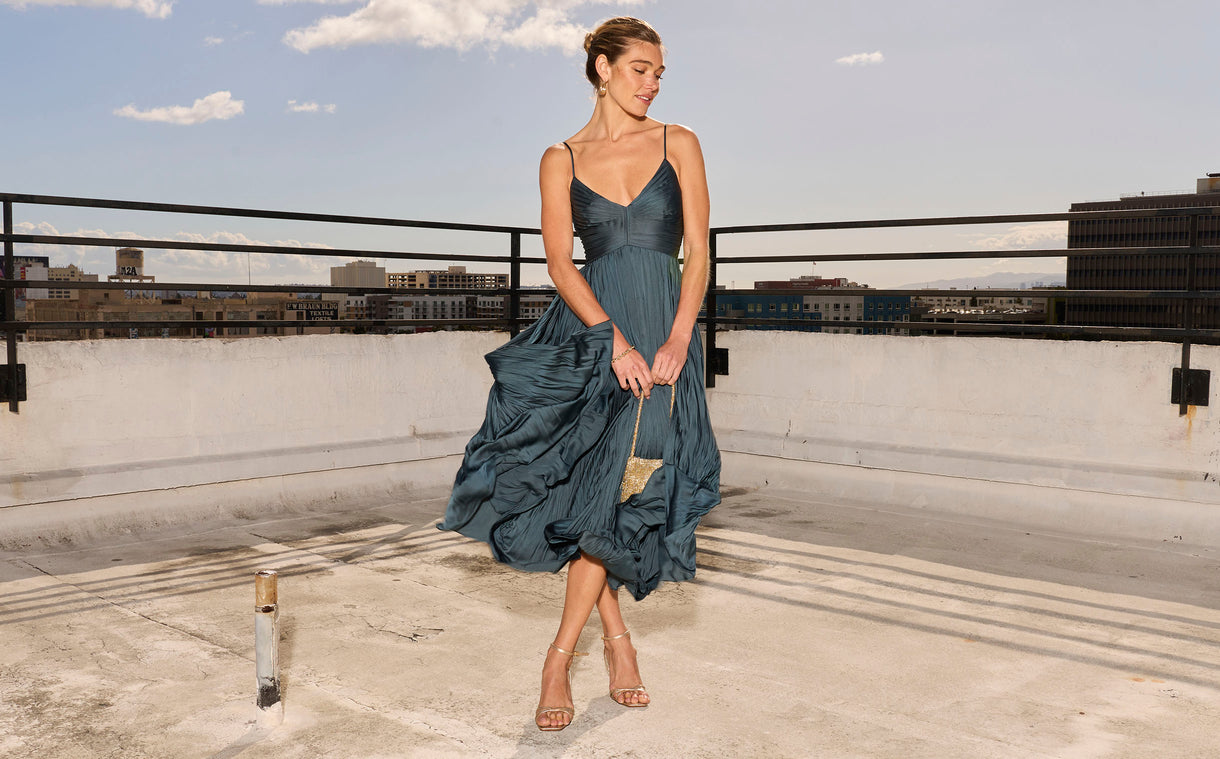 blue dress for bridal shower S Sky Linen Corset Midi with Square Neckline  Dress and daytime events Timeless silhouette that remains effortlessly chic season after season Chrishell Stause's Blue Dress at