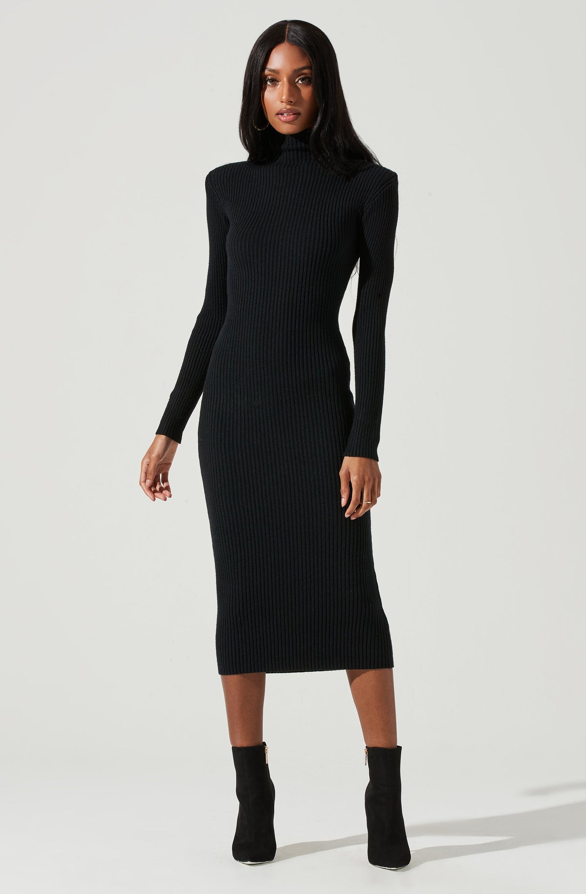 Astr The Label Abilene Turtleneck Long Sleeve Sweater Midi Dress - Xs