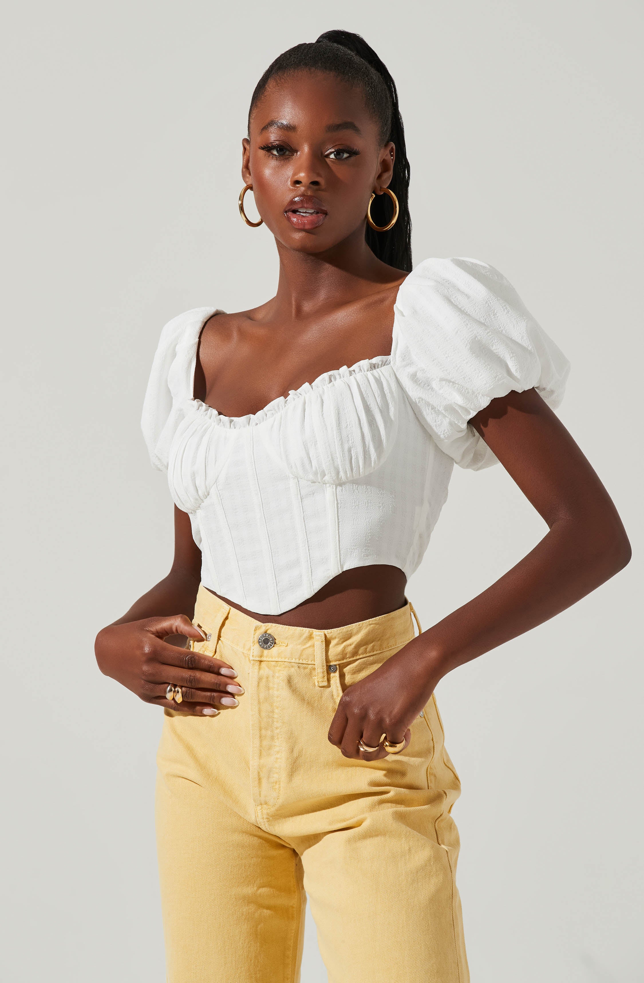 Paola Sweetheart Bustier Puff Sleeve Top – ASTR The Label