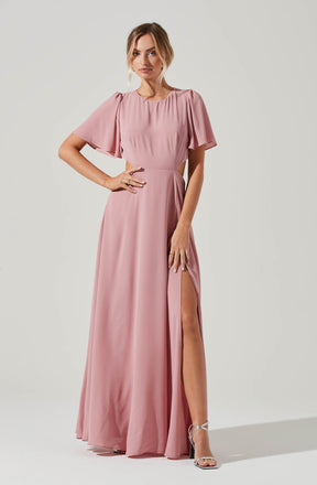 Shorts Sleeve Flare Dress - This retro dress is just what you need to add a bit of color to your wardrobe. It has a crew neck.