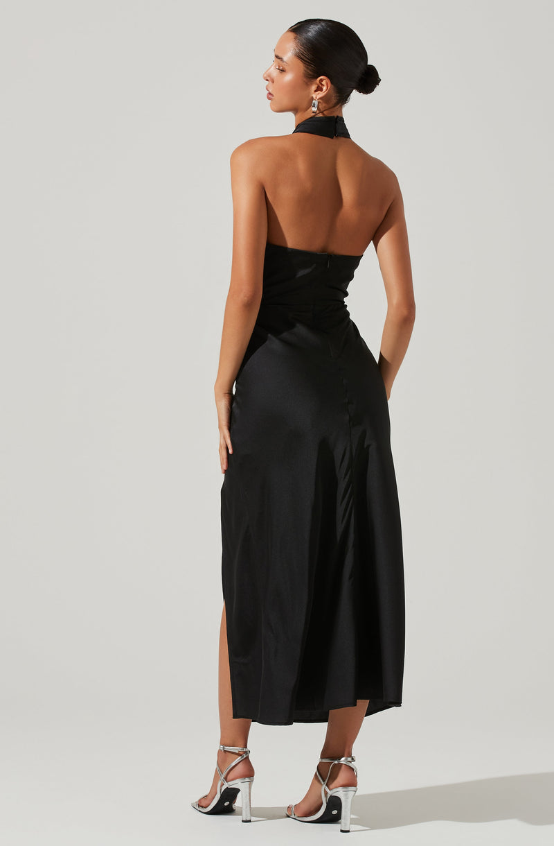 Green Flare Dress - This dress spells out pure class. It features a slender highneck.